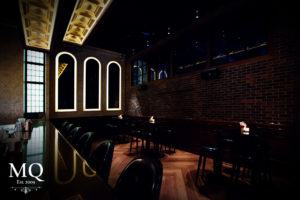 MQ - Marquee Taipei 吧台右側及高腳桌區 (高腳桌可安排2~6位)